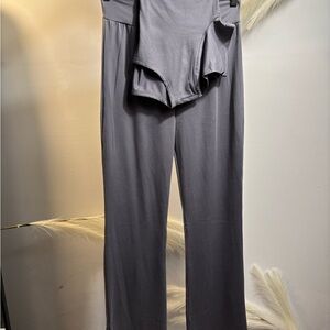 (#76) Women’s Gray Wide-Leg  Pants & T-shirt set